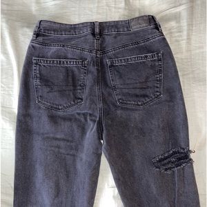American eagle mom jeans